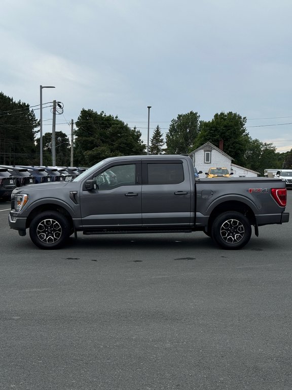 2022 Ford F-150 XL in Miramichi, New Brunswick - 2 - w1024h768px