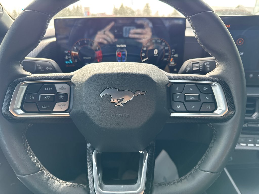 Ford Mustang  2024 à Miramichi, Nouveau-Brunswick - 4 - w1024h768px