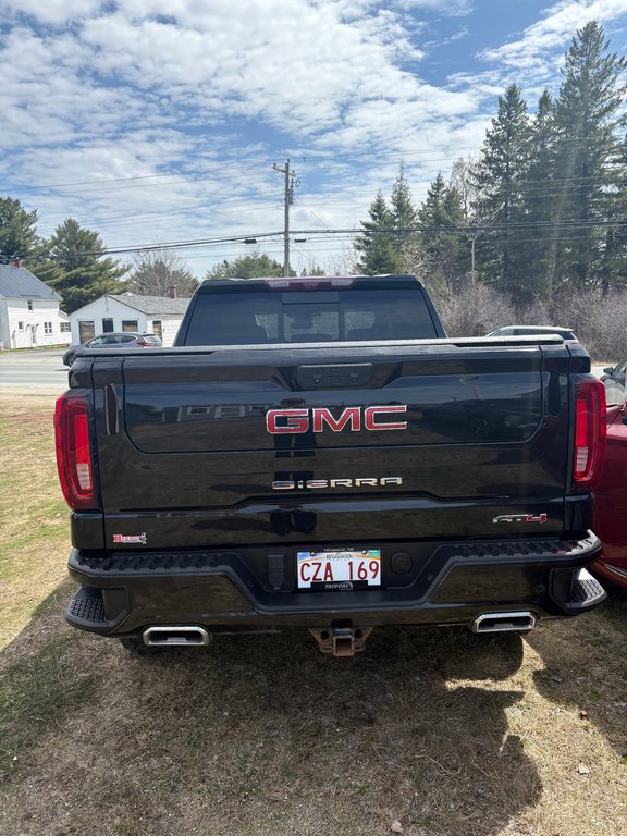 2023 GMC Sierra 1500 AT4 in Miramichi, New Brunswick - 10 - w1024h768px