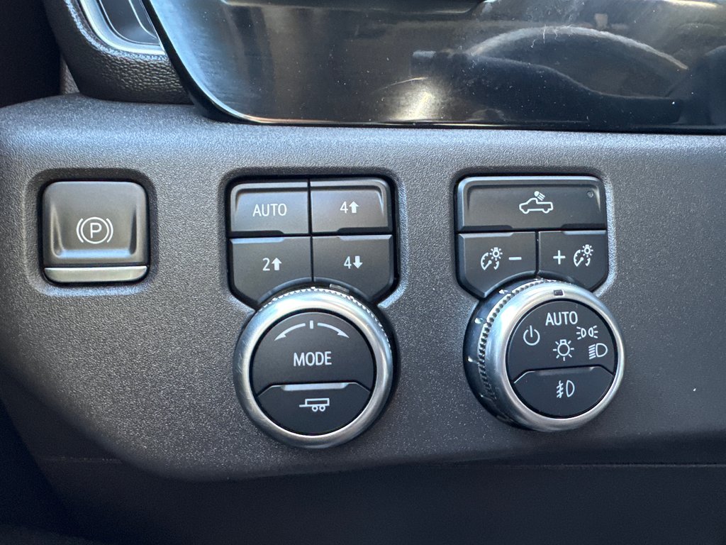 2024 GMC Sierra 1500 Elevation in Miramichi, New Brunswick - 10 - w1024h768px