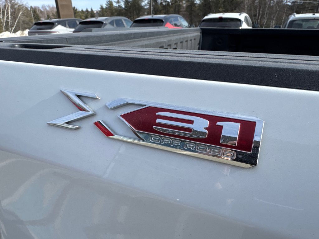 GMC Sierra 1500 Elevation 2025 à Miramichi, Nouveau-Brunswick - 16 - w1024h768px