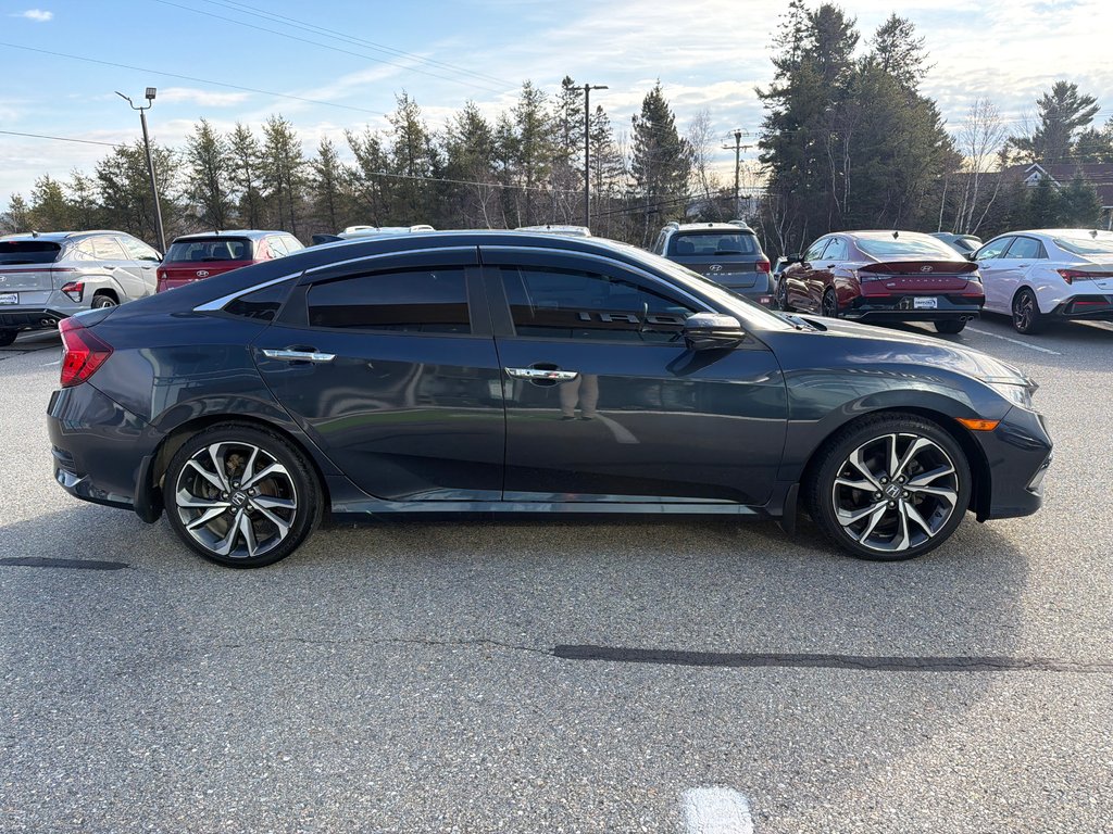 2020 Honda Civic Sedan Touring in Miramichi, New Brunswick - 11 - w1024h768px