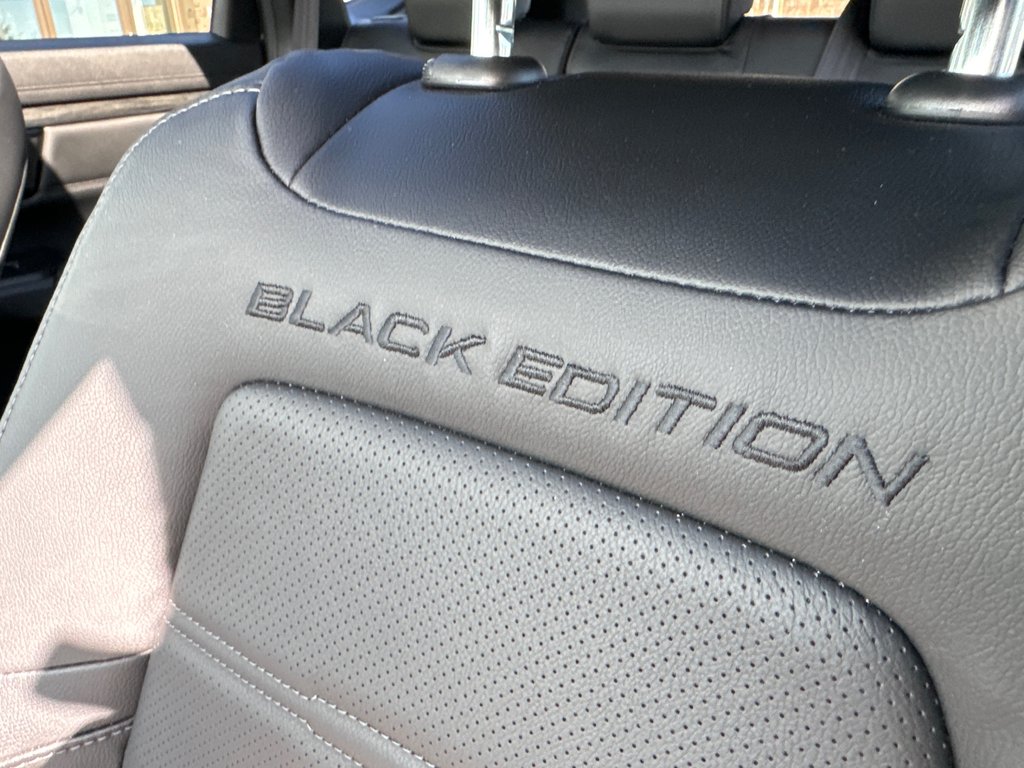 2022  CR-V Black Edition in Miramichi, New Brunswick - 13 - w1024h768px