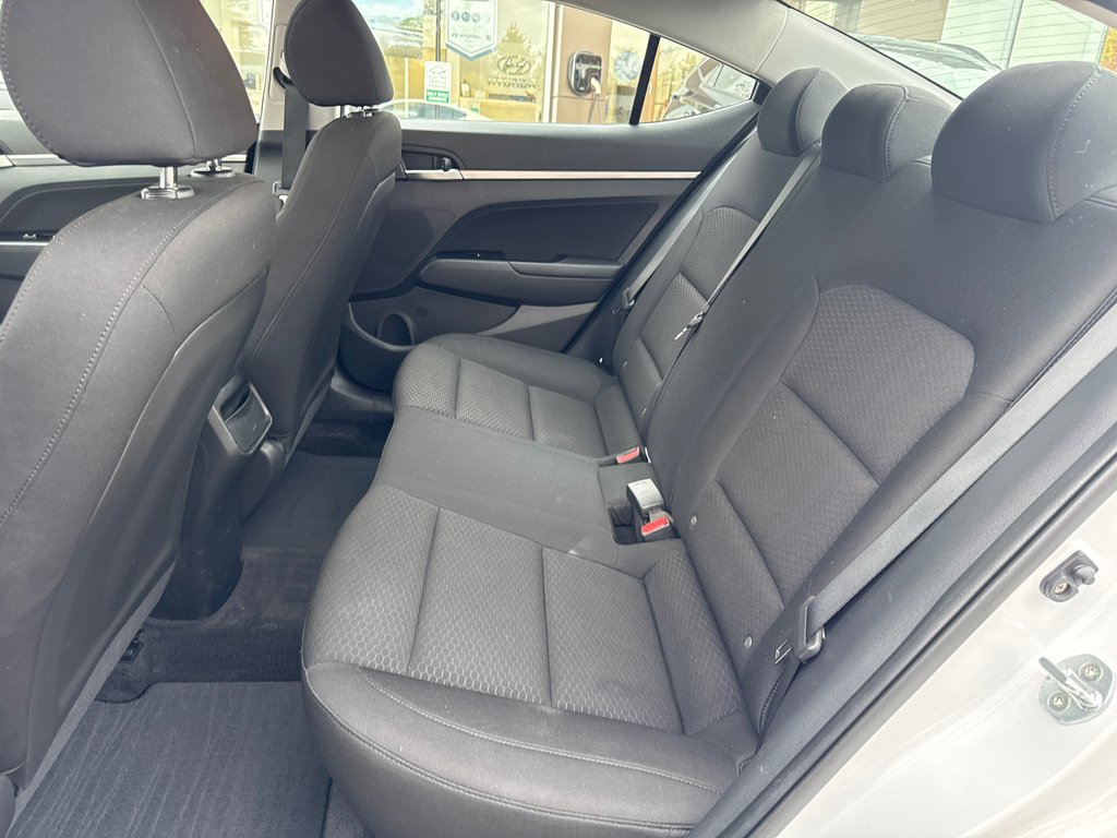 Hyundai Elantra Preferred w/Sun & Safety Package 2020 à Miramichi, Nouveau-Brunswick - 12 - w1024h768px