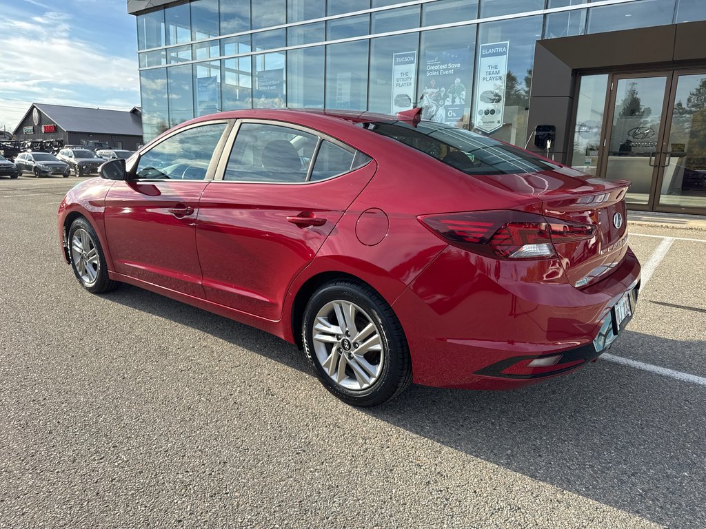2020 Hyundai Elantra Preferred in Miramichi, New Brunswick - 2 - w1024h768px