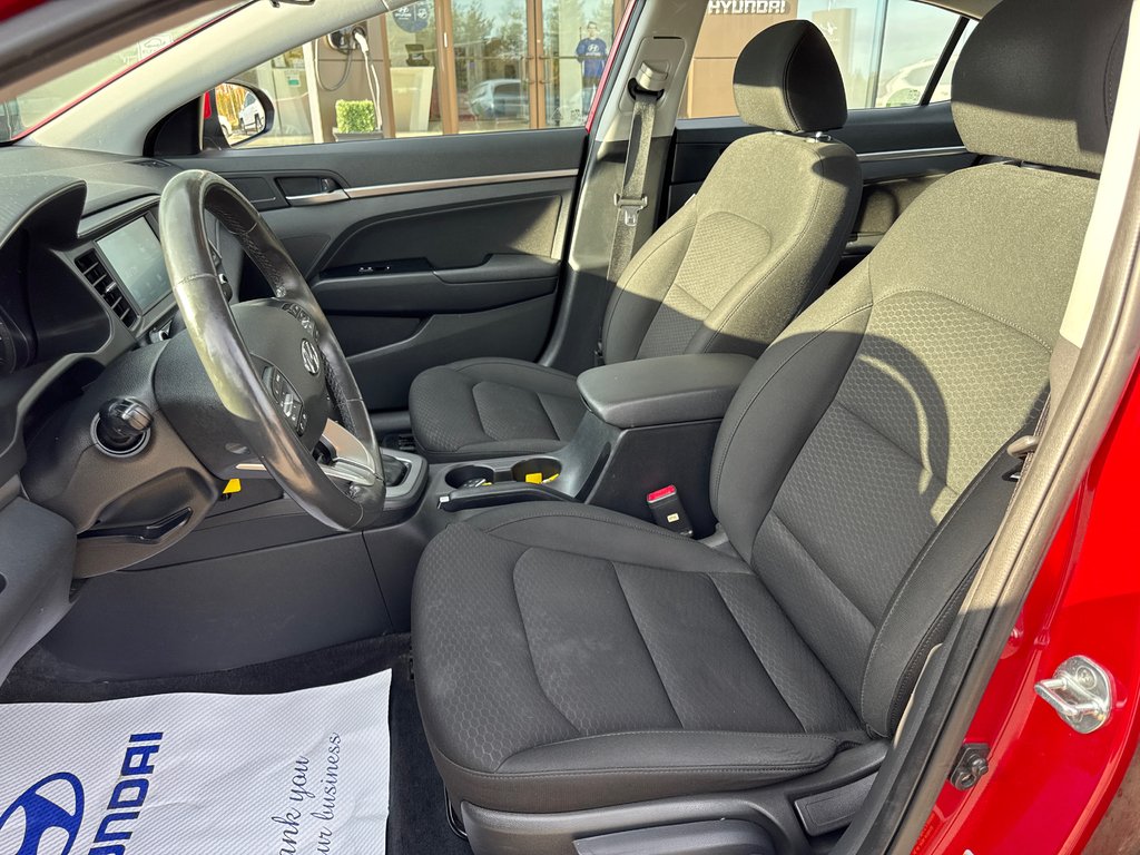 2020 Hyundai Elantra Preferred in Miramichi, New Brunswick - 10 - w1024h768px