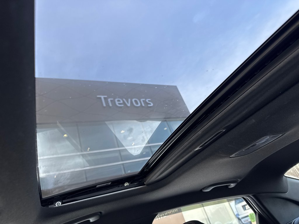 2022 Hyundai Elantra N Line in Miramichi, New Brunswick - 9 - w1024h768px