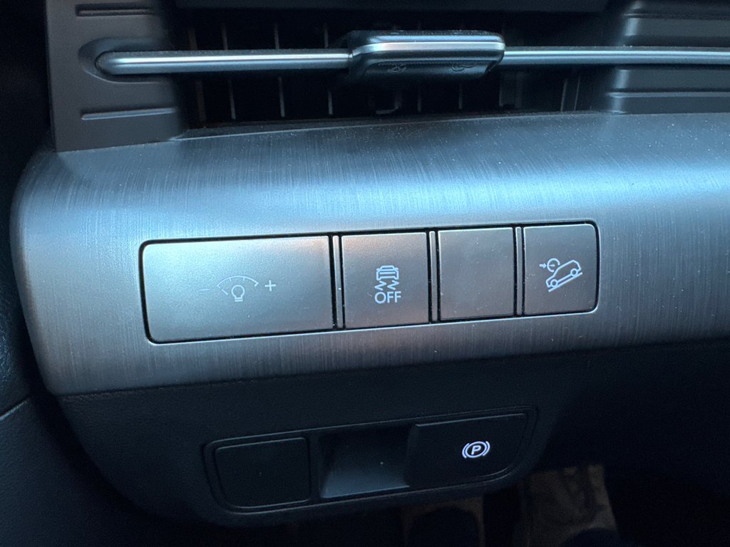 2024 Hyundai Kona Preferred in Miramichi, New Brunswick - 9 - w1024h768px