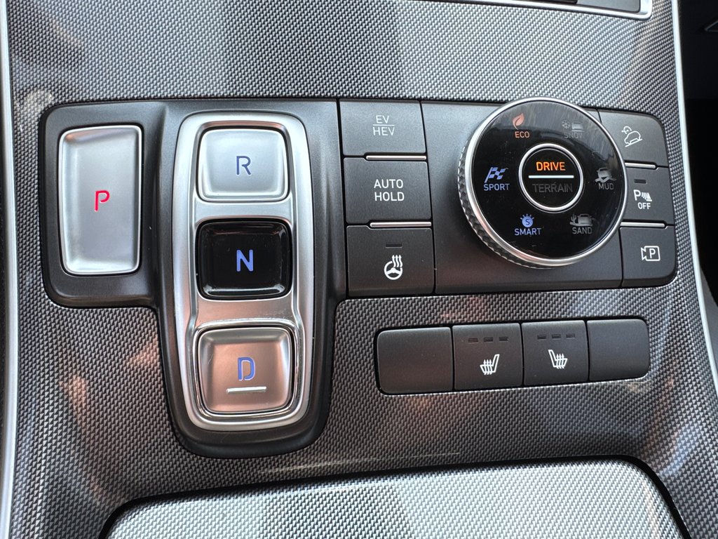 2022 Hyundai Santa Fe Plug-In Hybrid Preferred in Miramichi, New Brunswick - 8 - w1024h768px