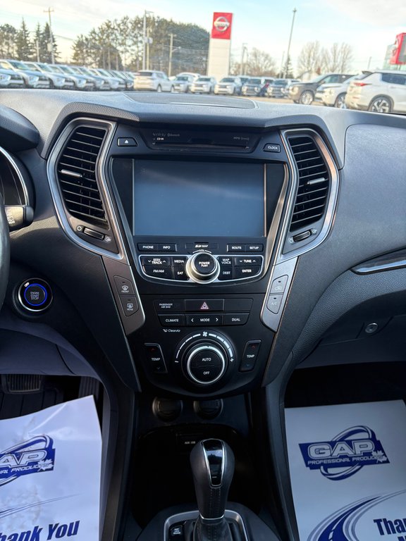 2016 Hyundai Santa Fe Sport Limited in Miramichi, New Brunswick - 5 - w1024h768px