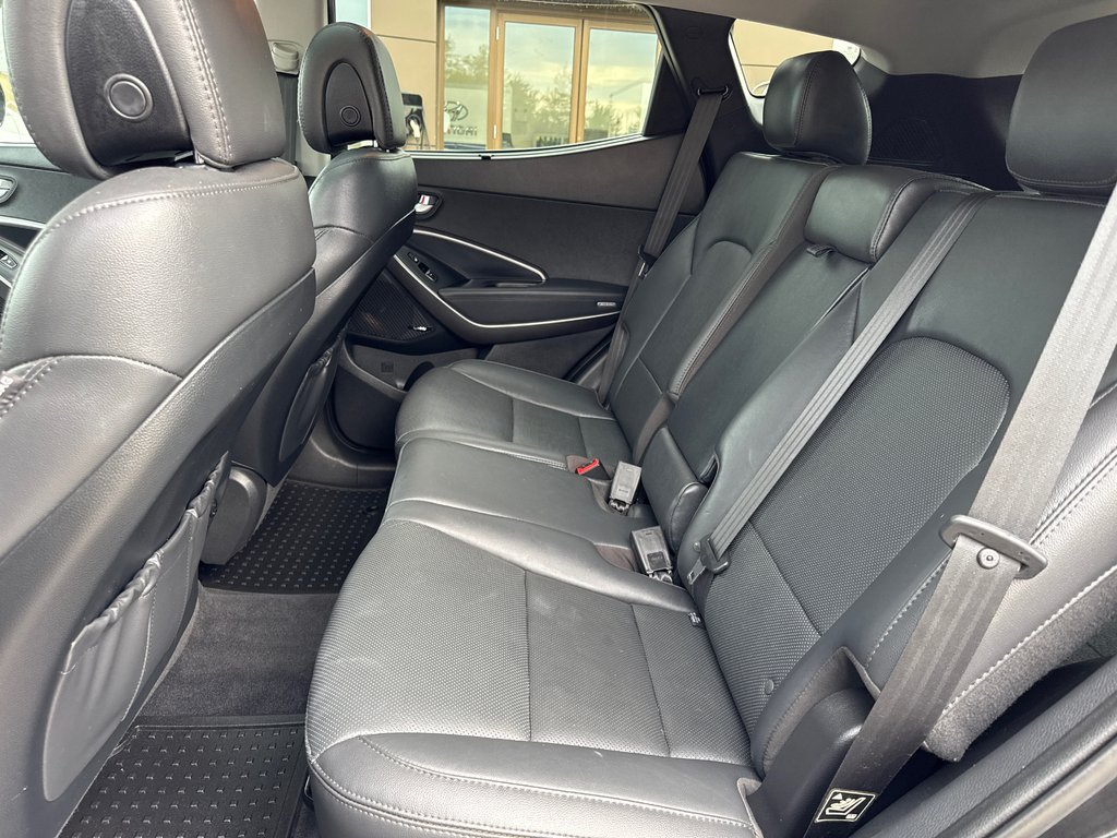 2017 Hyundai Santa Fe Sport Limited in Miramichi, New Brunswick - 9 - w1024h768px