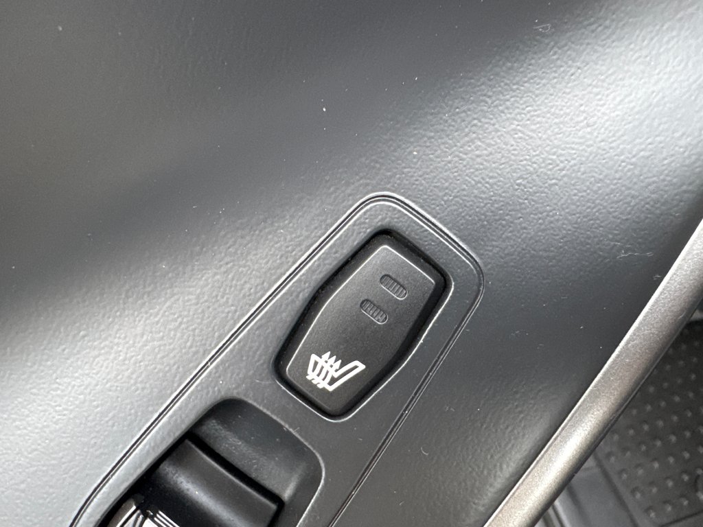 2017 Hyundai Santa Fe Sport Limited in Miramichi, New Brunswick - 10 - w1024h768px
