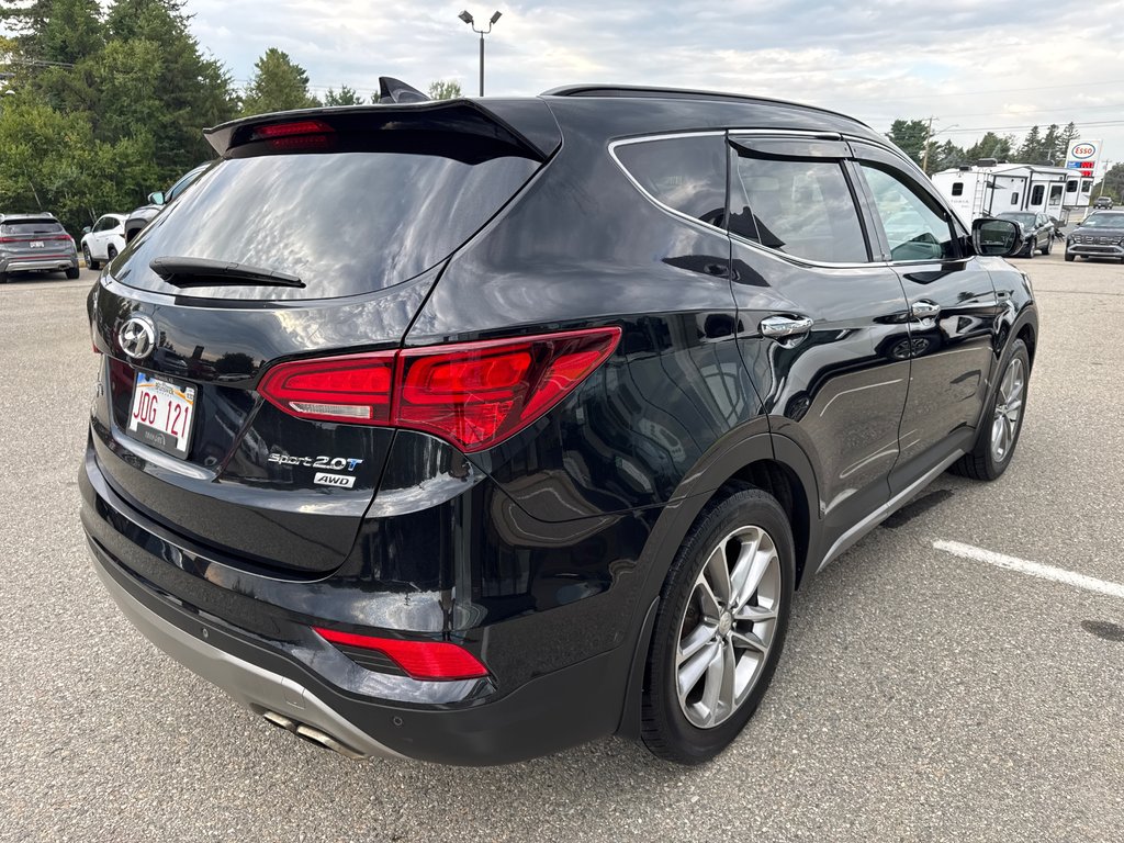 2017 Hyundai Santa Fe Sport Limited in Miramichi, New Brunswick - 14 - w1024h768px