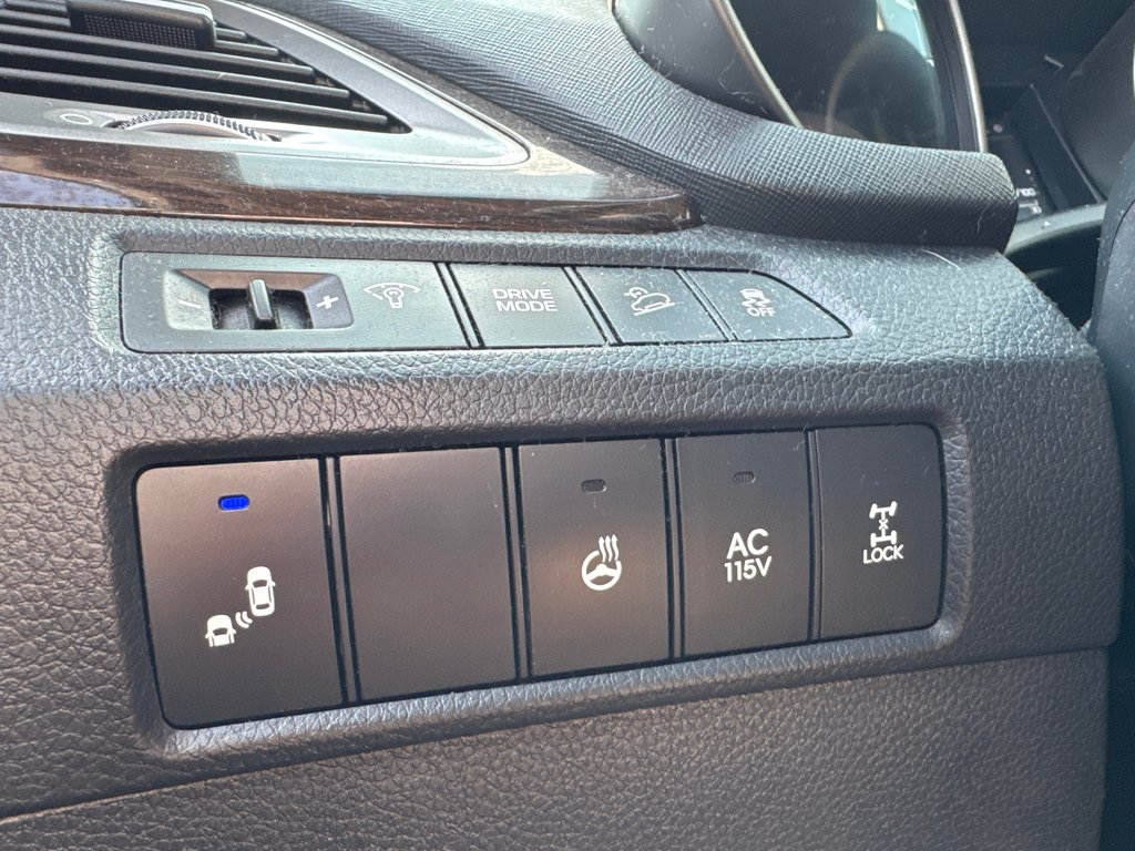 2017 Hyundai Santa Fe XL Premium in Miramichi, New Brunswick - 9 - w1024h768px