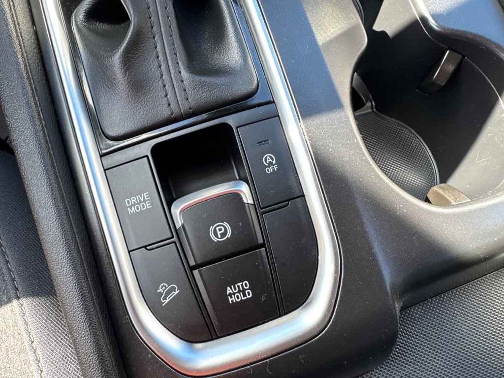 2020 Hyundai Santa Fe Essential in Miramichi, New Brunswick - 8 - w1024h768px