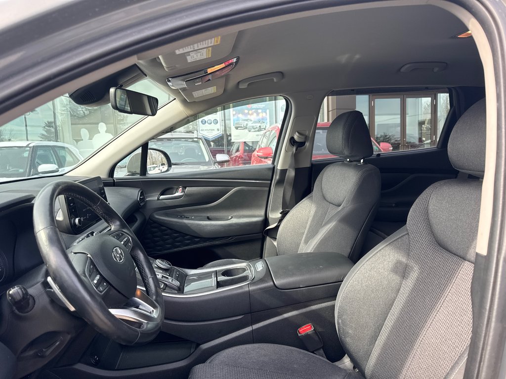 2022 Hyundai Santa Fe Preferred in Miramichi, New Brunswick - 10 - w1024h768px