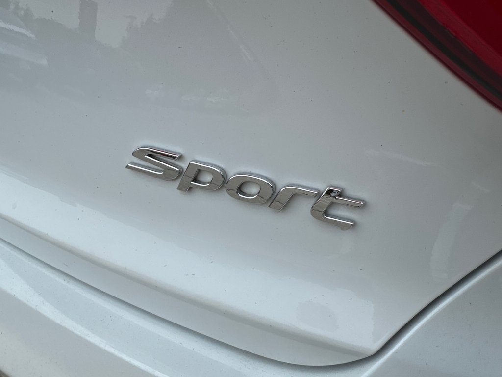 2015 Hyundai Sonata 2.4L Sport Tech in Miramichi, New Brunswick - 17 - w1024h768px