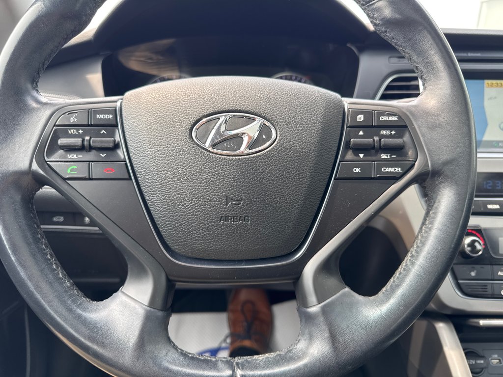 2015 Hyundai Sonata 2.4L Sport Tech in Miramichi, New Brunswick - 3 - w1024h768px