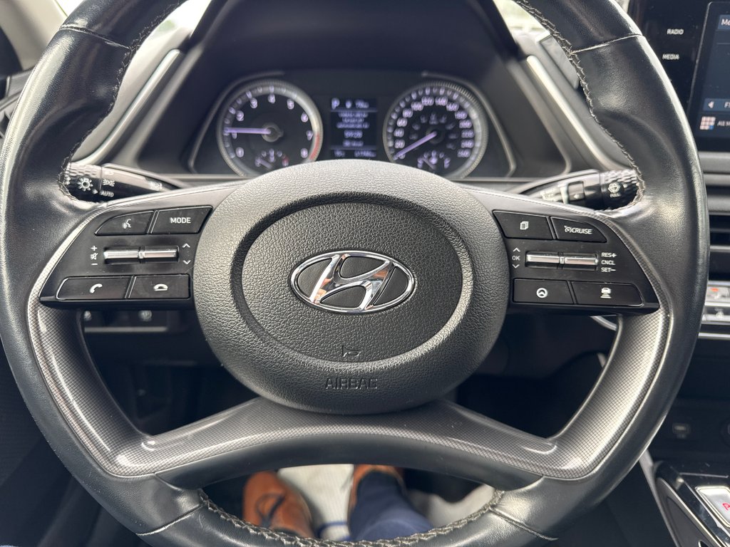 2022 Hyundai Sonata Preferred in Miramichi, New Brunswick - 4 - w1024h768px