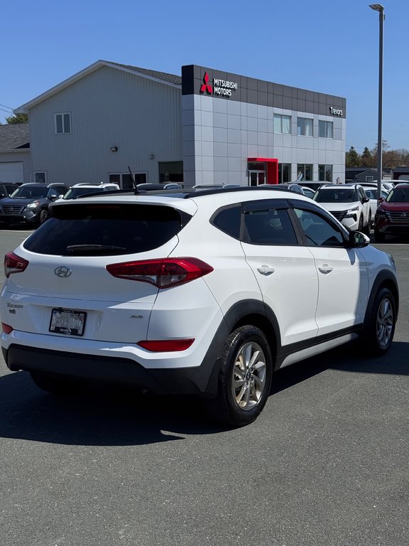 2017 Hyundai Tucson SE in Miramichi, New Brunswick - 7 - w1024h768px