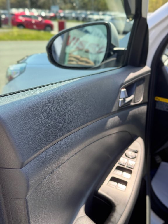 2017 Hyundai Tucson SE in Miramichi, New Brunswick - 12 - w1024h768px