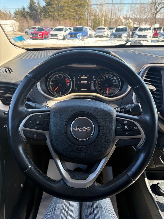 2016 Jeep Cherokee Sport in Miramichi, New Brunswick - 4 - w1024h768px