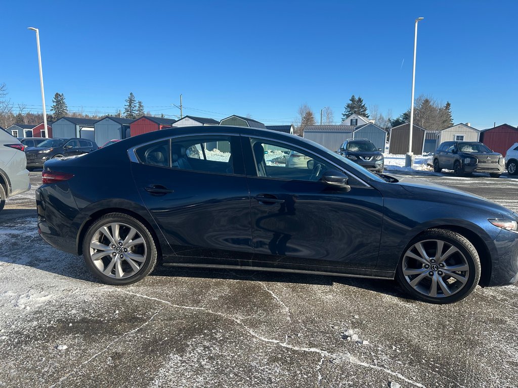 2019 Mazda 3 GT in Miramichi, New Brunswick - 2 - w1024h768px