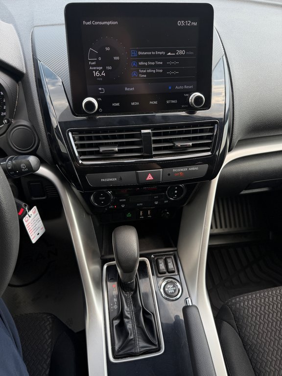 2022 Mitsubishi ECLIPSE CROSS ES in Miramichi, New Brunswick - 8 - w1024h768px