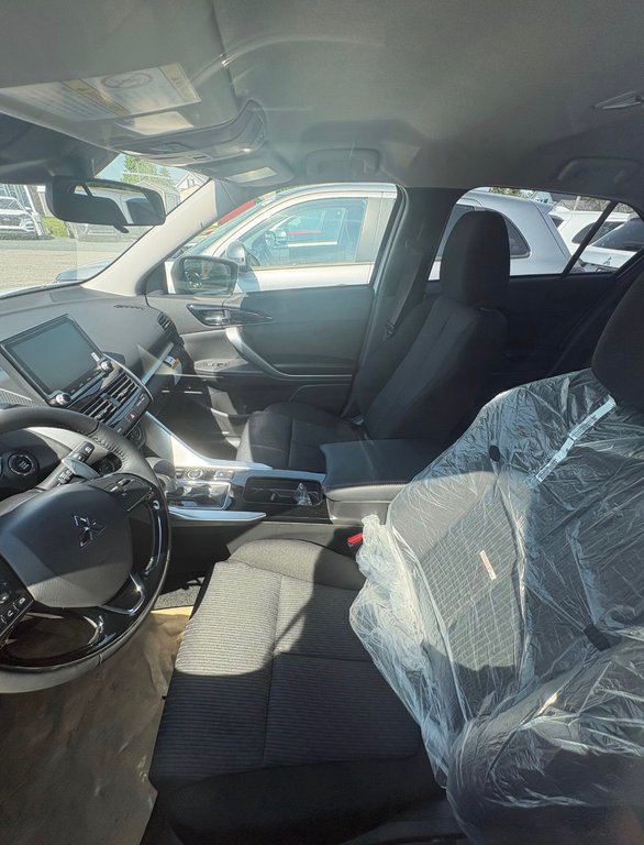 2026 Mitsubishi Eclipse Cross SE in Miramichi, New Brunswick - 2 - w1024h768px