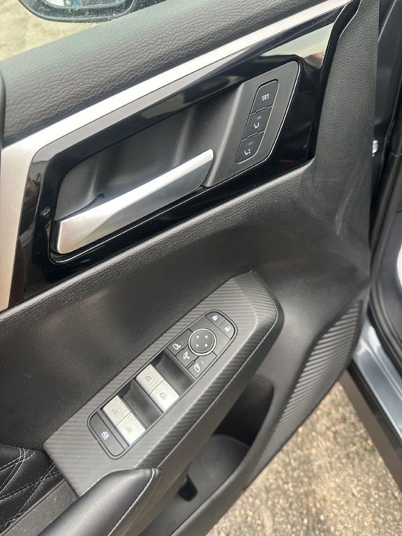 Mitsubishi Outlander Plug-In Hybrid SEL 2024 à Miramichi, Nouveau-Brunswick - 4 - w1024h768px