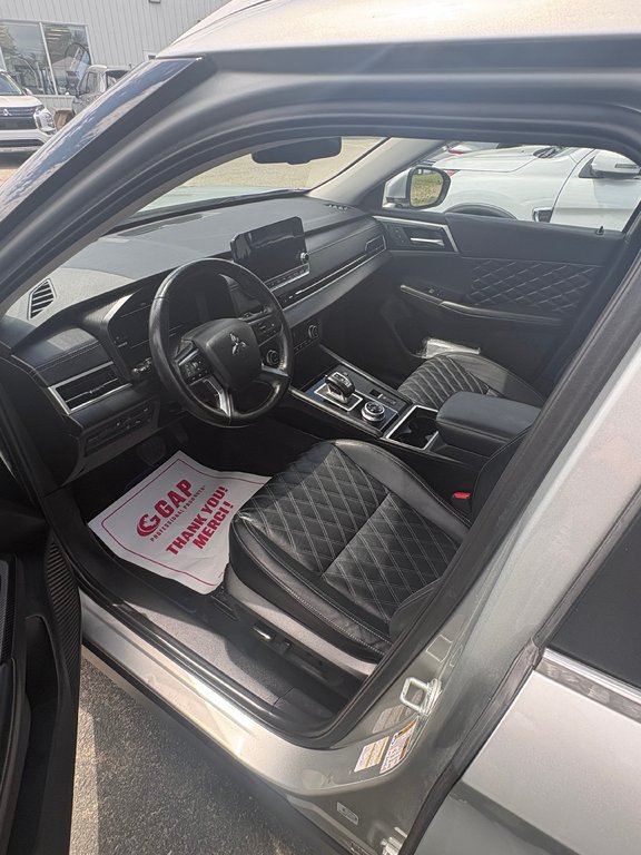 Mitsubishi Outlander Plug-In Hybrid SEL 2024 à Miramichi, Nouveau-Brunswick - 3 - w1024h768px