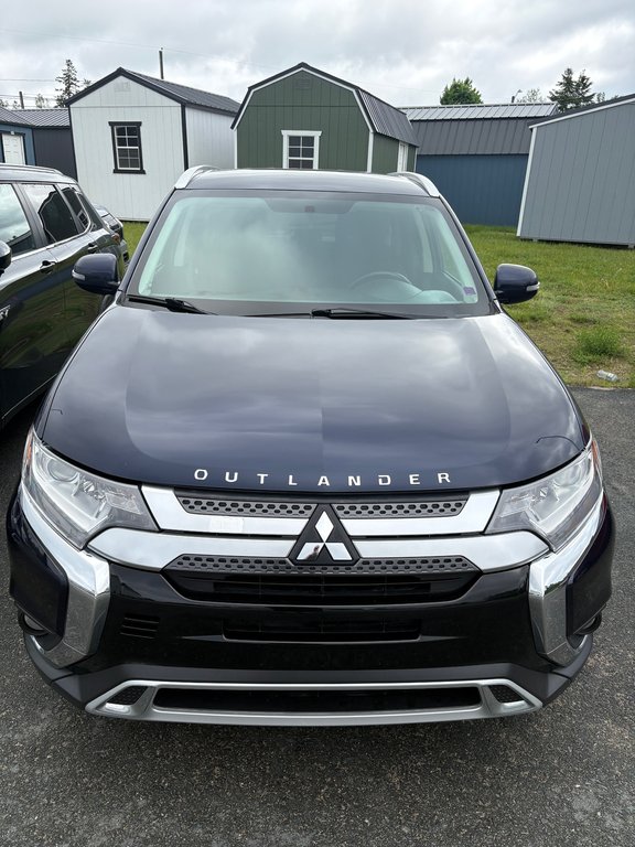 2020 Mitsubishi Outlander SEL in Miramichi, New Brunswick - 1 - w1024h768px