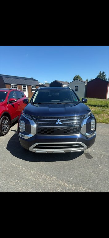 Mitsubishi Outlander LE 2024 à Miramichi, Nouveau-Brunswick - 1 - w1024h768px