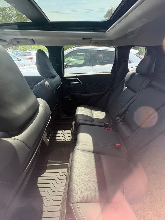 2026 Mitsubishi Outlander SEL in Miramichi, New Brunswick - 3 - w1024h768px