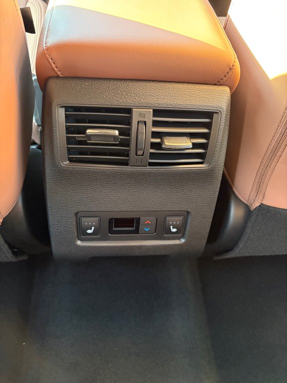 2026 Mitsubishi Outlander GT Premium in Miramichi, New Brunswick - 5 - w1024h768px