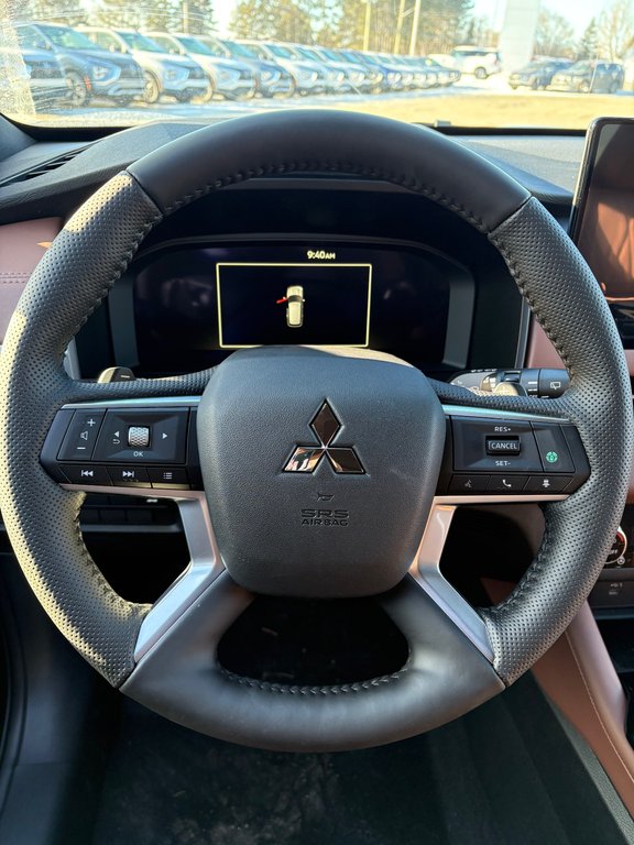 2026 Mitsubishi Outlander GT Premium in Miramichi, New Brunswick - 2 - w1024h768px