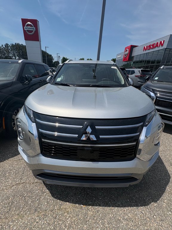 2026 Mitsubishi Outlander SE in Miramichi, New Brunswick - 1 - w1024h768px
