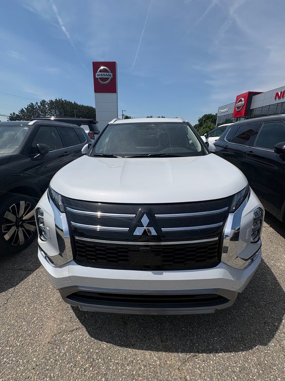 Mitsubishi Outlander LE 2026 à Miramichi, Nouveau-Brunswick - 3 - w1024h768px