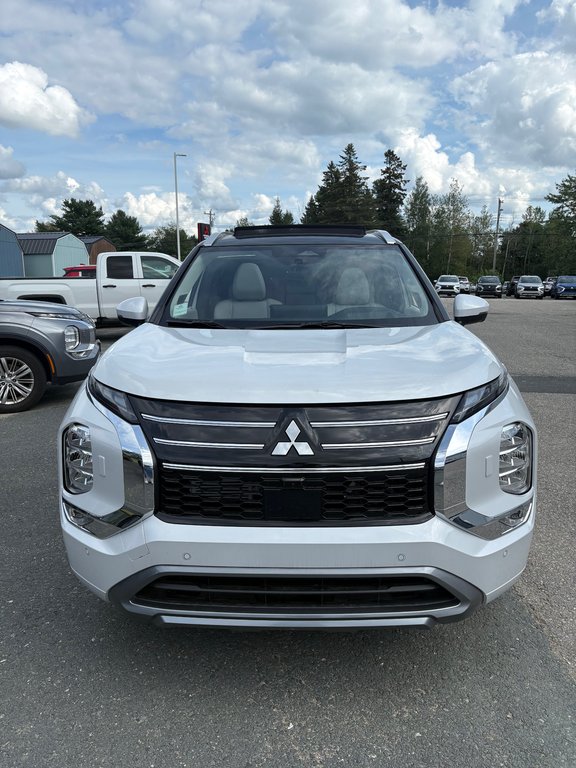 2026 Mitsubishi Outlander GT in Miramichi, New Brunswick - 1 - w1024h768px