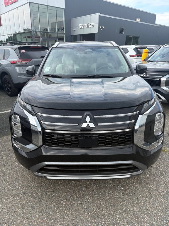 Mitsubishi Outlander LE 2026 à Miramichi, Nouveau-Brunswick - 1 - w1024h768px