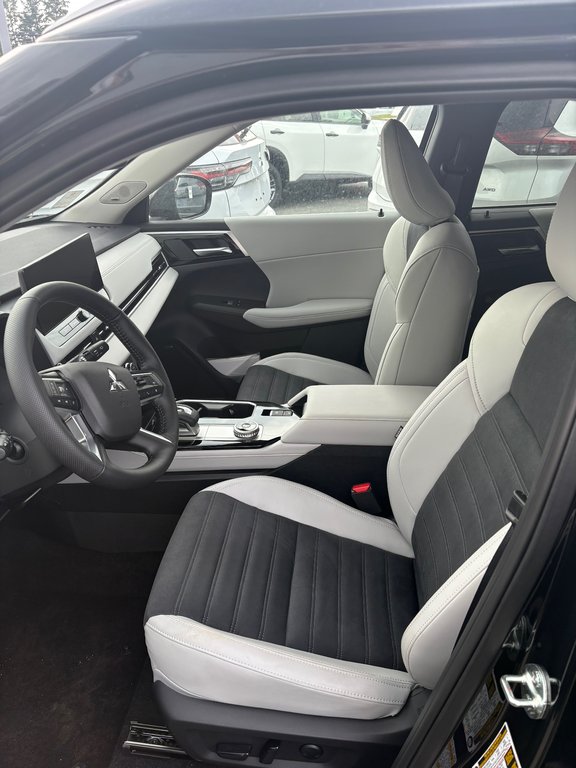 Mitsubishi Outlander LE 2026 à Miramichi, Nouveau-Brunswick - 2 - w1024h768px