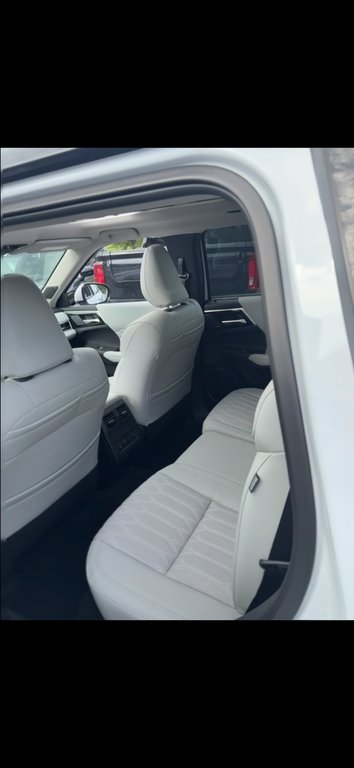 2026 Mitsubishi Outlander GT in Miramichi, New Brunswick - 4 - w1024h768px
