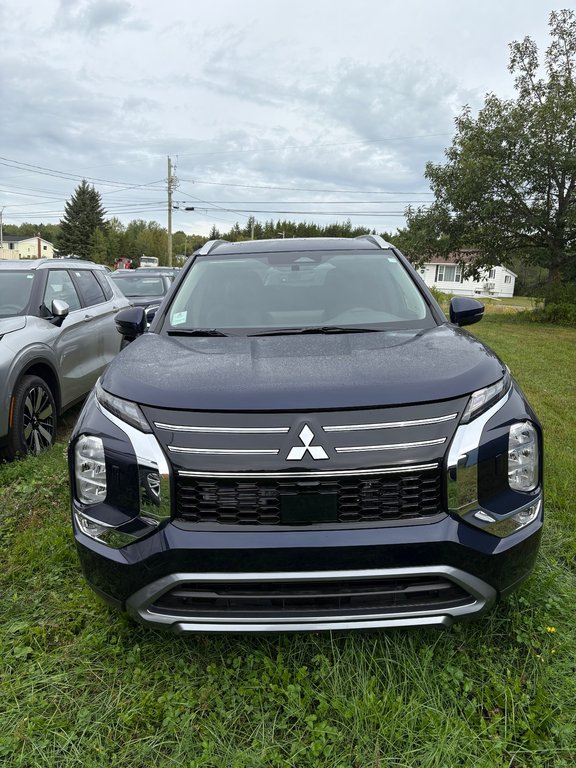 2026 Mitsubishi Outlander SE in Miramichi, New Brunswick - 1 - w1024h768px
