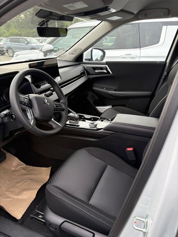 Mitsubishi Outlander ES 2026 à Miramichi, Nouveau-Brunswick - 2 - w1024h768px