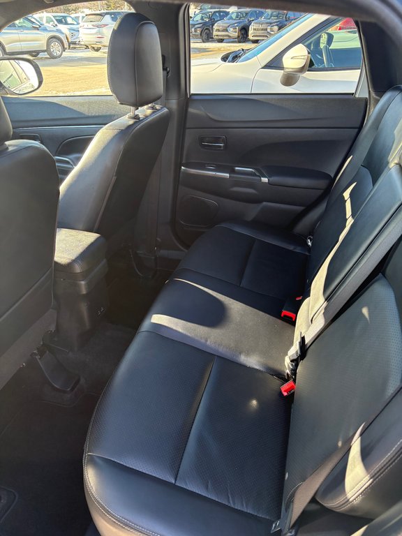 2023 Mitsubishi RVR GT in Miramichi, New Brunswick - 7 - w1024h768px