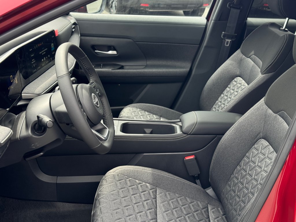 2025 Nissan Kicks SV in Miramichi, New Brunswick - 10 - w1024h768px