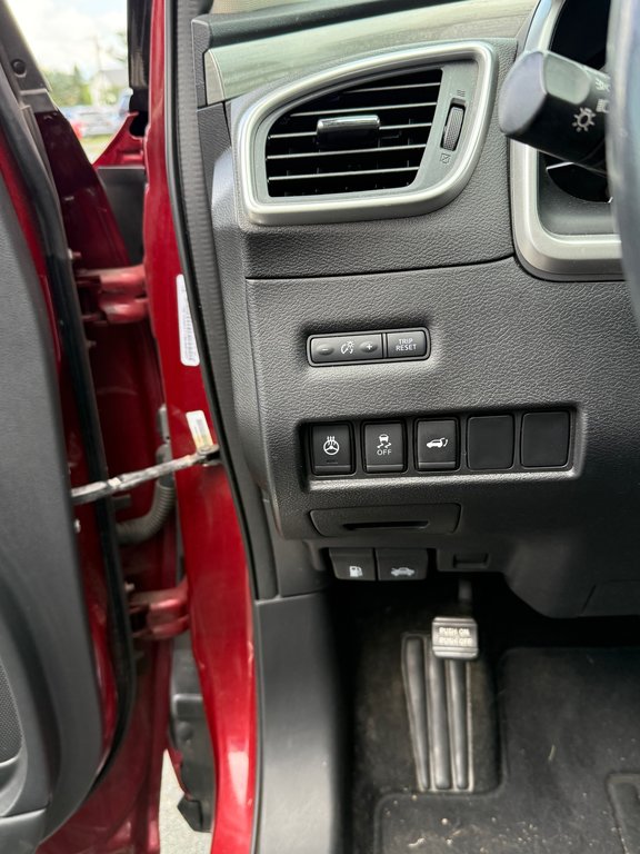 2016 Nissan Murano SV in Miramichi, New Brunswick - 10 - w1024h768px