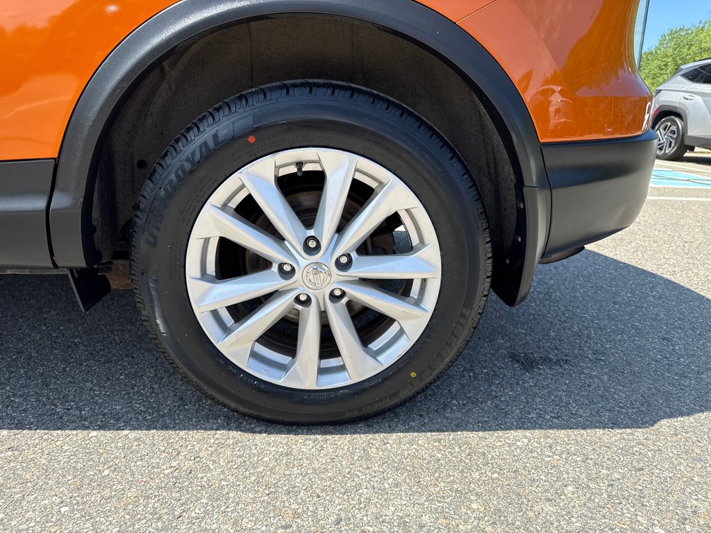 2018 Nissan Qashqai SV in Miramichi, New Brunswick - 16 - w1024h768px