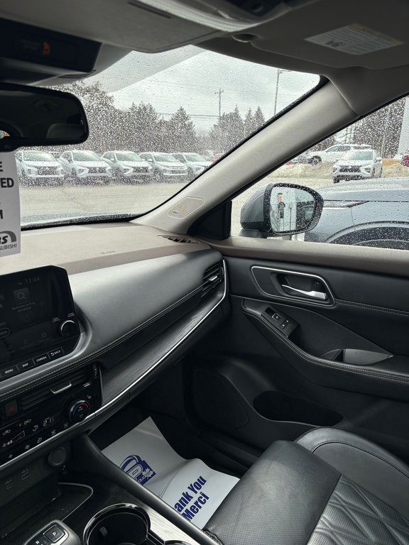 Nissan Rogue Platinum 2023 à Miramichi, Nouveau-Brunswick - 5 - w1024h768px