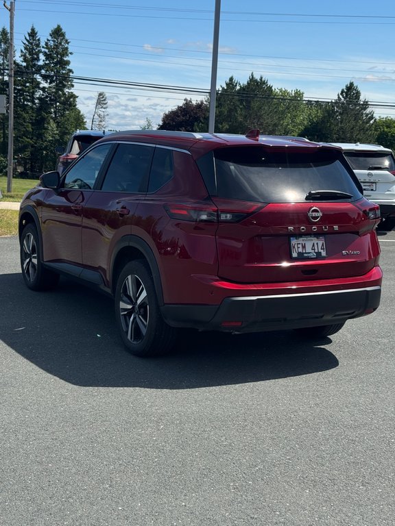 2024 Nissan Rogue SV Moonroof in Miramichi, New Brunswick - 4 - w1024h768px